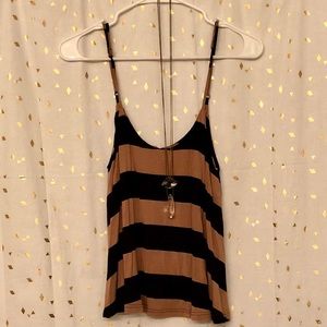 Olivaceous stripe top small